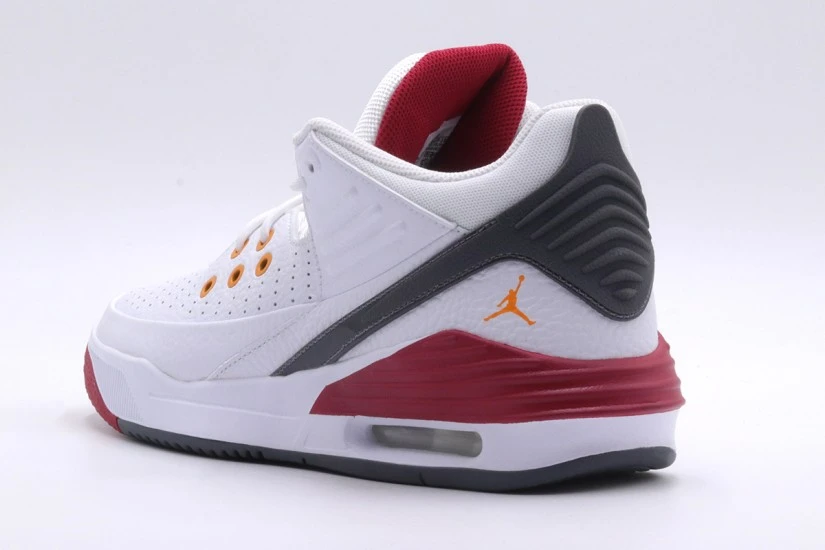 Jordan Max Aura 5 Ανδρικά Sneakers Λευκά, Κόκκινα, Μαύρα