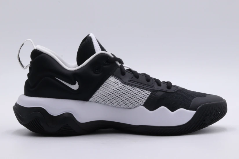 Nike Giannis Immortality 3 Μπασκετικά Παπούτσια Μαύρο, Λευκό