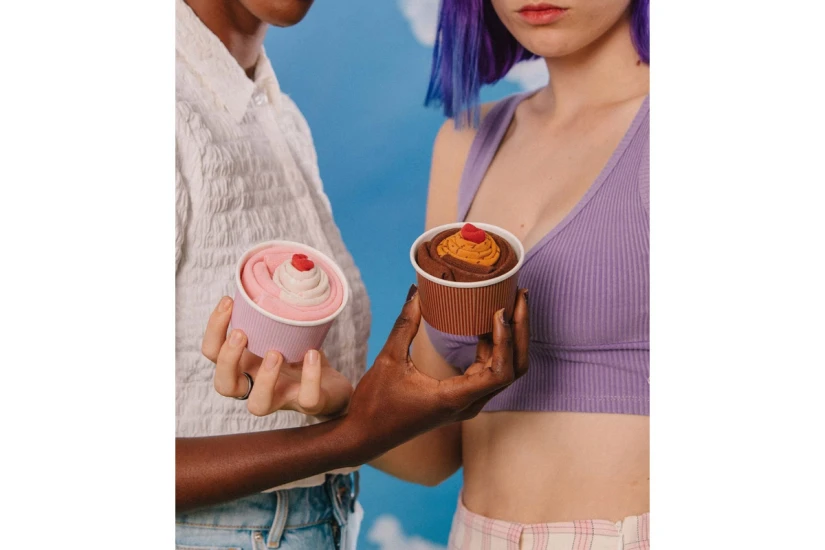 Eat My Socks Unisex Strawberry Cupcake Ψηλές Κάλτσες 1 Ζευγάρι