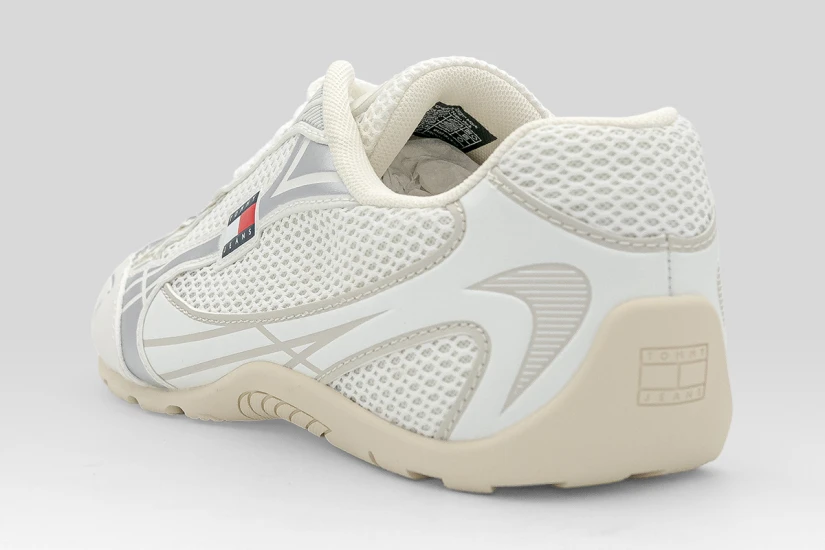 Tommy Jeans Archive 97 Lite Γυναικεία Sneakers Εκρού, Ασημί