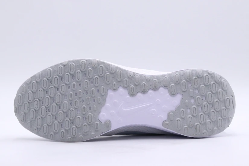 Nike Revolution 7 Ανδρικά Αθλητικά Παπούτσια για Τρέξιμο Λευκά