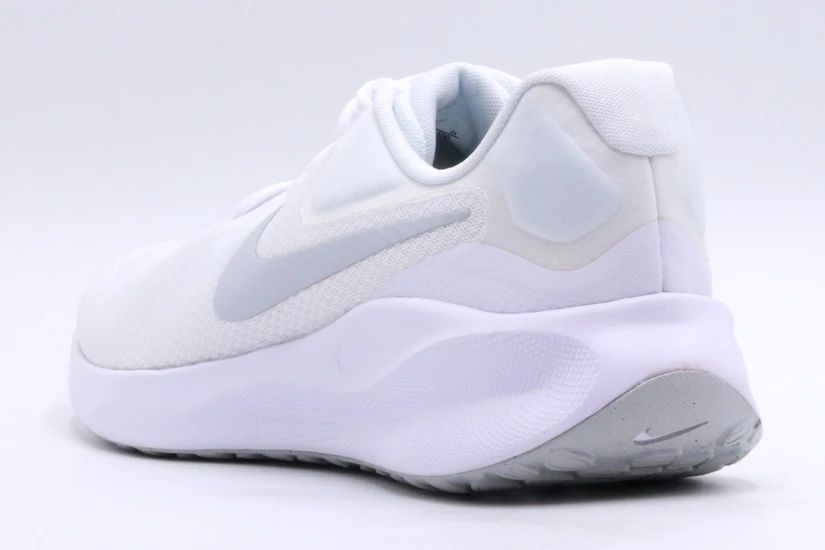 Nike Revolution 7 Ανδρικά Αθλητικά Παπούτσια για Τρέξιμο Λευκά