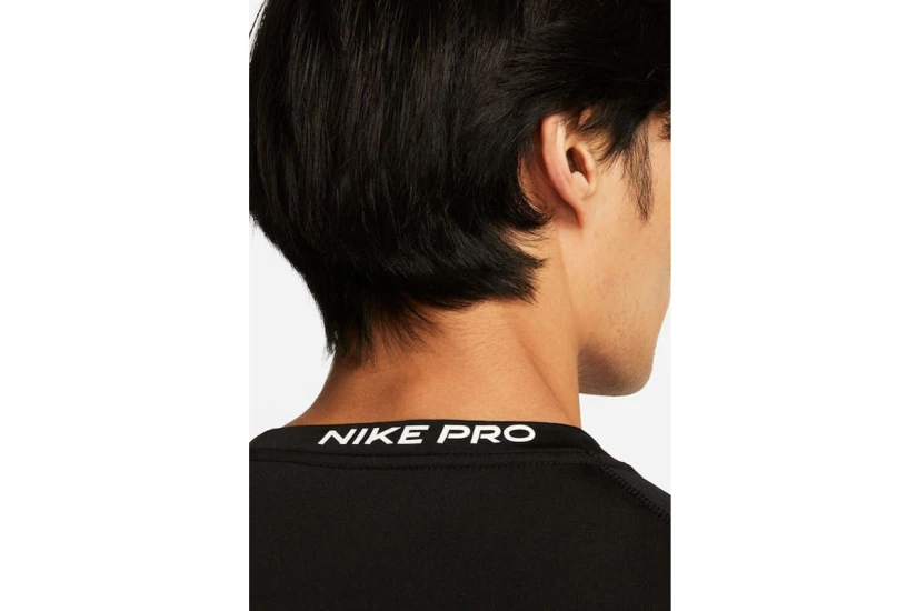Nike Pro Dri-FIT Fitness Ανδρική Μακρυμάνικη Μπλούζα με Λαιμόκοψη Μαύρη