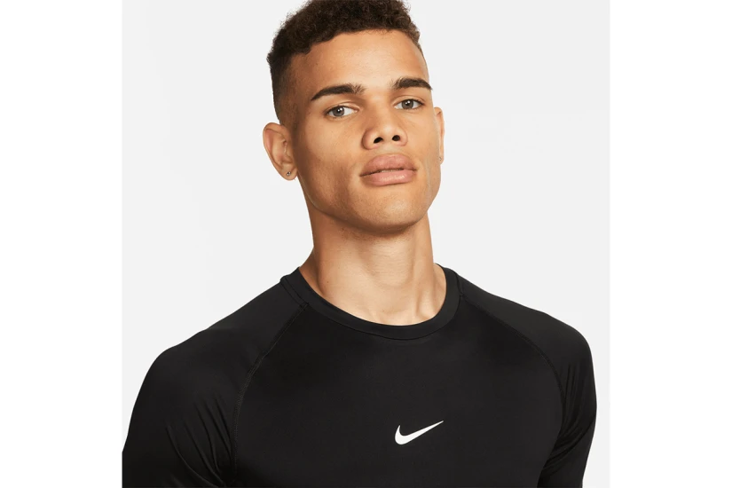 Nike Pro Dri-Fit Fitness Ανδρικό Κοντομάνικο T-Shirt Μαύρο