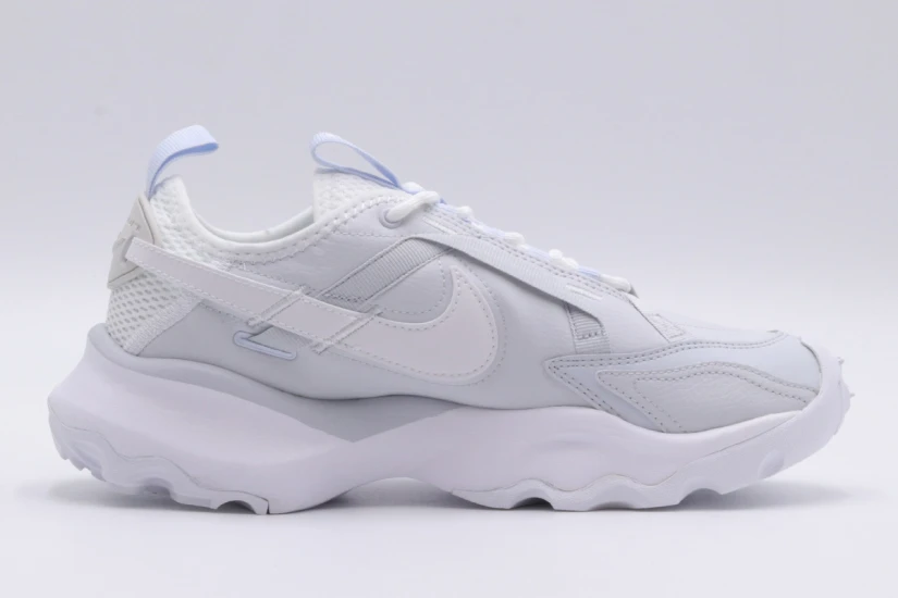 Nike TC 7900 PRM 2 Γυναικεία Sneakers Λευκά