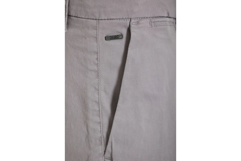 Funky Buddha The Essentials Ανδρική Βερμούδα Chino Γκρι