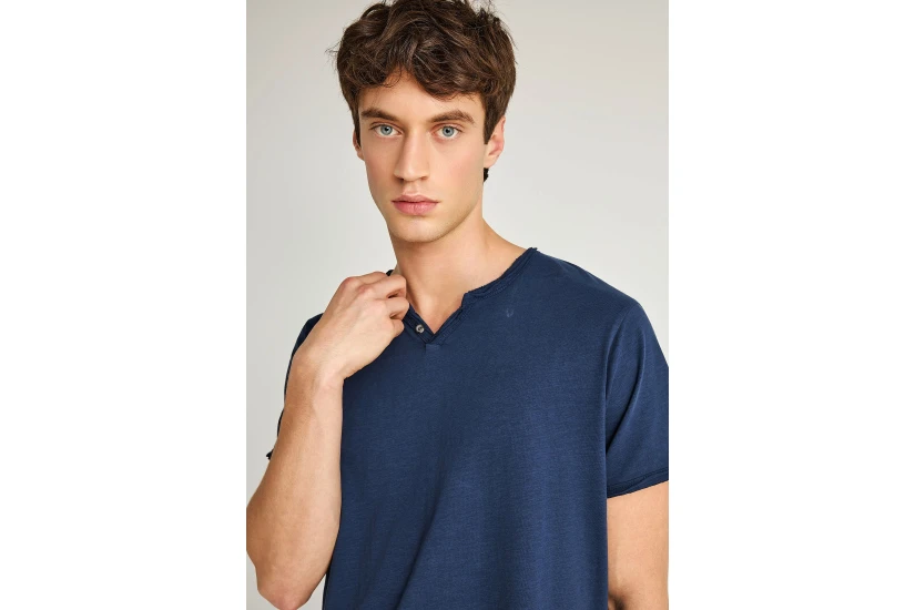 Funky Buddha The Essentials Ανδρικό Κοντομάνικο T-Shirt Μπλε Σκούρο