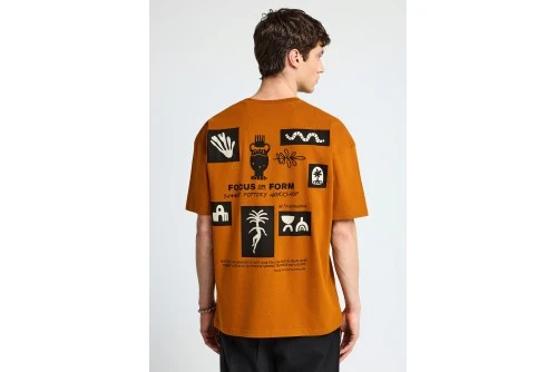 Funky Buddha Print On The Back Oversized T-Shirt Ανδρικό (FBM013-056-04-SPICY-PUMPKIN)