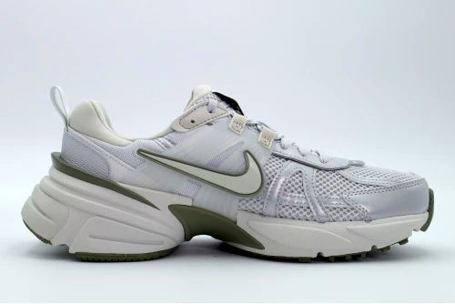 Nike V2K Run Sneakers (FD0736 006)