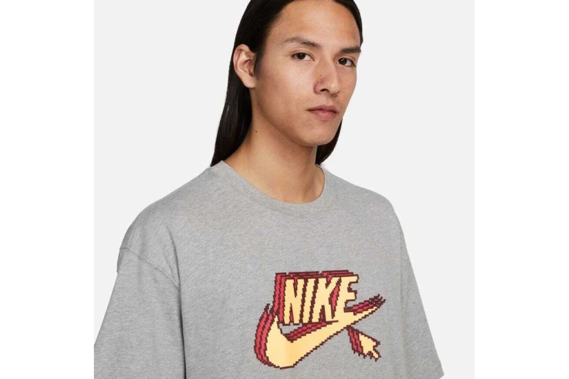 Nike Ανδρικό Κοντομάνικο T-Shirt Γκρι (FD1296 063)