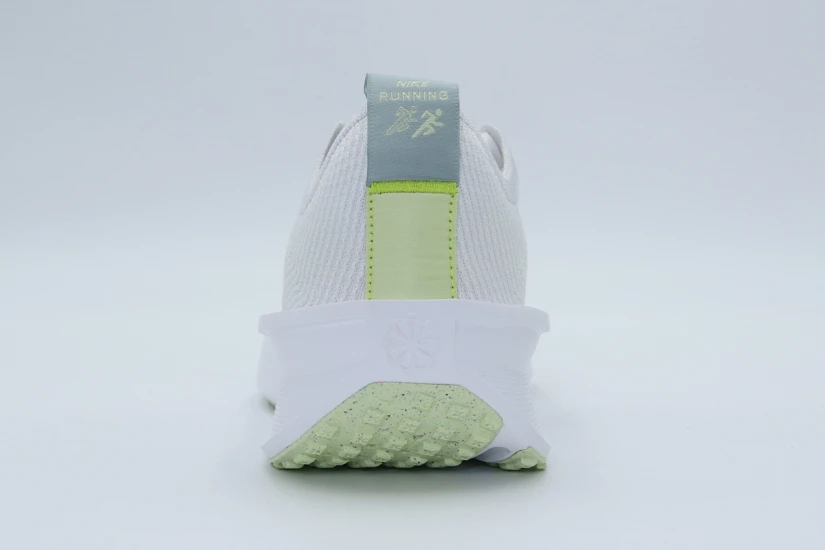 Nike Interact Run Αθλητικά Παπούτσια για Τρέξιμο Λευκά, Λαχανί