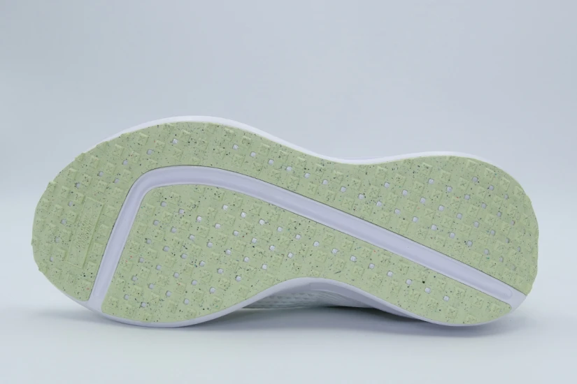Nike Interact Run Αθλητικά Παπούτσια για Τρέξιμο Λευκά, Λαχανί