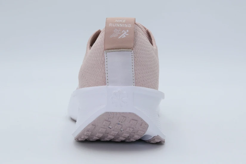 Nike Interact Run Αθλητικά Παπούτσια για Τρέξιμο Σομόν, Λευκά