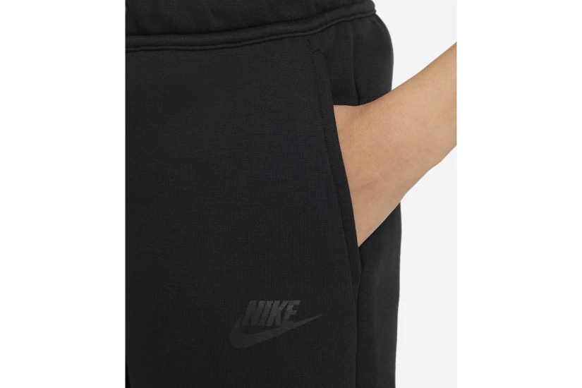 Nike Tech Fleece Παιδική Αθλητική Βερμούδα Μαύρη