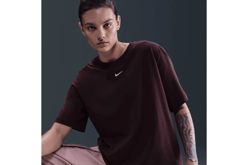 Nike Sportswear Essentials Γυναικείο Κοντομάνικο T-Shirt Μπορντό
