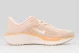 Nike Quest 6 Αθλητικά Παπούτσια για Τρέξιμο Μπεζ, Κίτρινα, Λευκά