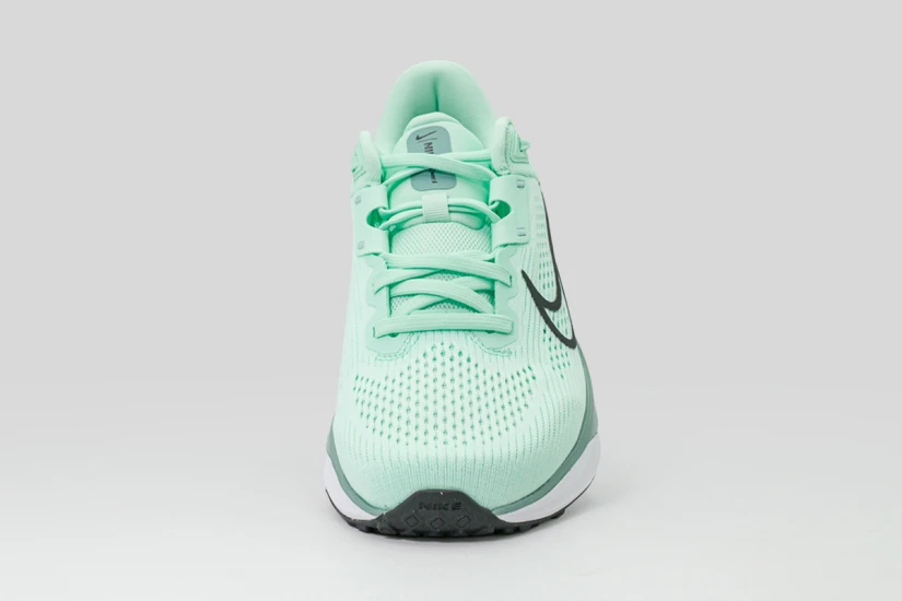 Nike Quest 6 Αθλητικά Παπούτσια για Τρέξιμο Μέντα, Μαύρα, Λευκά