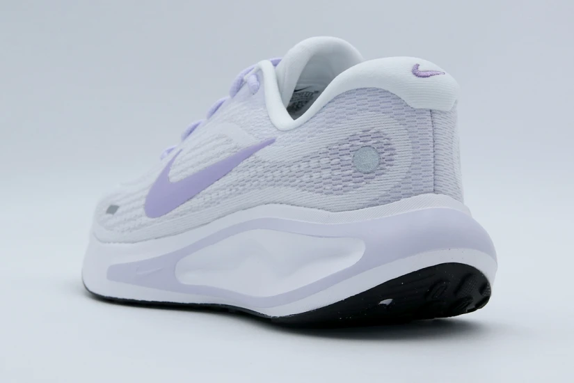 Nike Journey Run Αθλητικά Παπούτσια για Τρέξιμο Λευκά, Λιλά