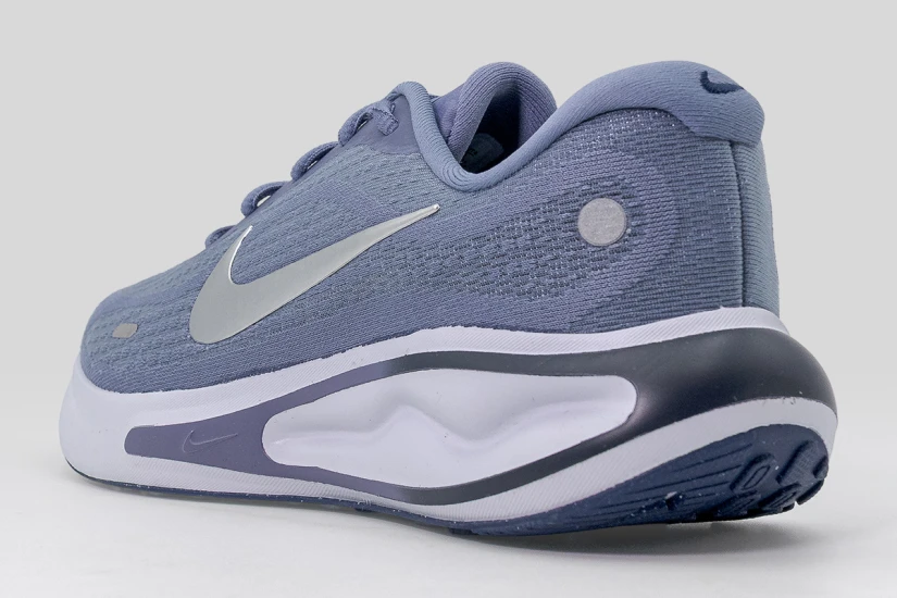 Nike Journey Run Αθλητικά Παπούτσια για Τρέξιμο Ίντιγκο, Ασημί, Λευκά
