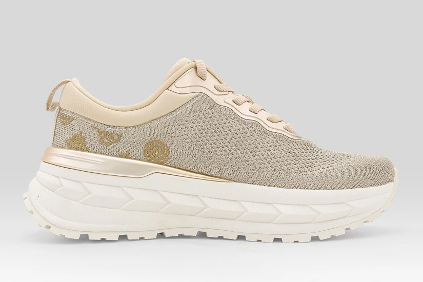 Guess Runit 4G Logo Γυναικεία Sneakers Χρυσά, Εκρού