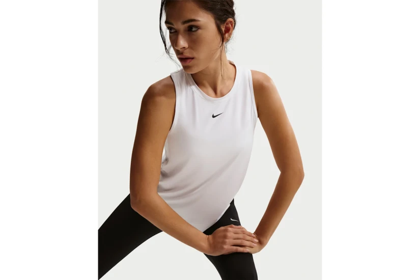 Nike One Classic Dri-FIT Γυναικεία Αμάνικη Μπλούζα Λευκή