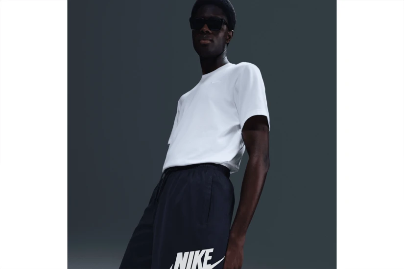 Nike Club Woven Ανδρική Αθλητική Βερμούδα Μπλε Σκούρο