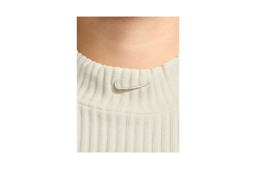 Nike Sportswear Chill Knit Γυναικεία Αμάνικη Crop Top Μπλούζα