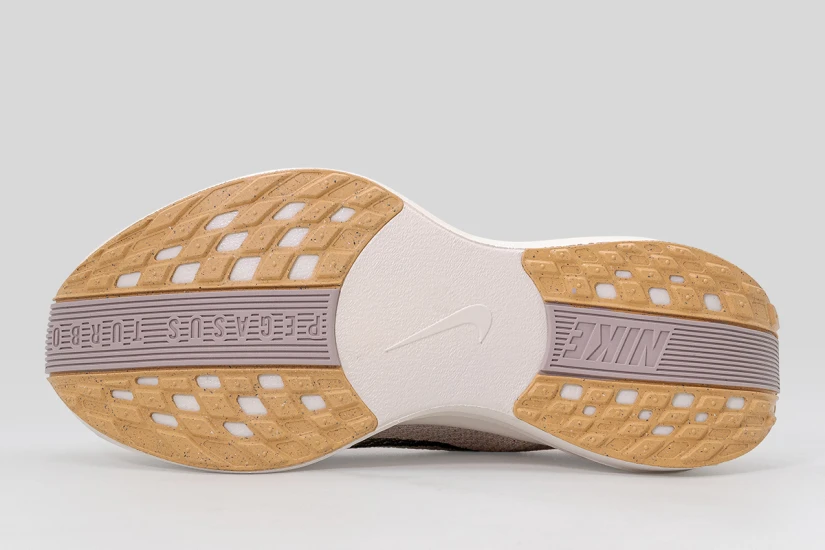 Nike Pegasus Plus Γυναικεία Αθλητικά Παπούτσια για Τρέξιμο