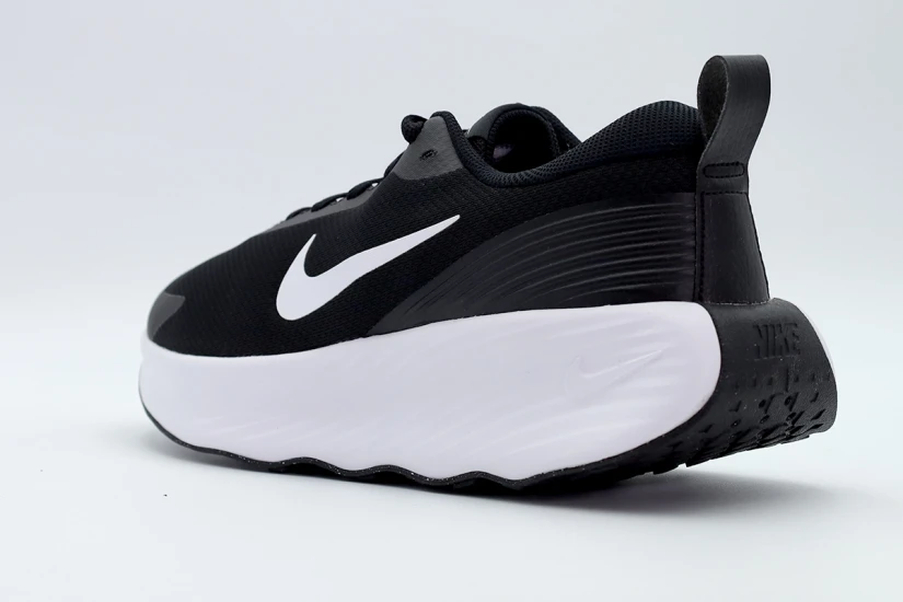 Nike Promina Ανδρικά Παπούτσια για Περπάτημα Μαύρα, Λευκά