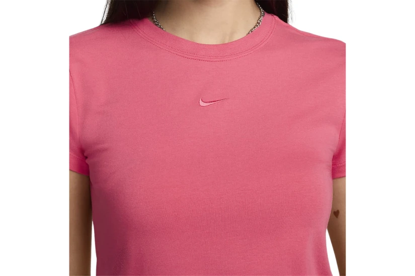 Nike Sportswear Chill Knit Γυναικείο Κοντομάνικο T-Shirt Φούξια