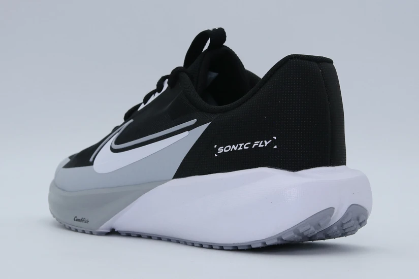 Nike Sonic Fly Αθλητικά Παπούτσια για Τρέξιμο Μαύρα, Γκρι, Λευκά