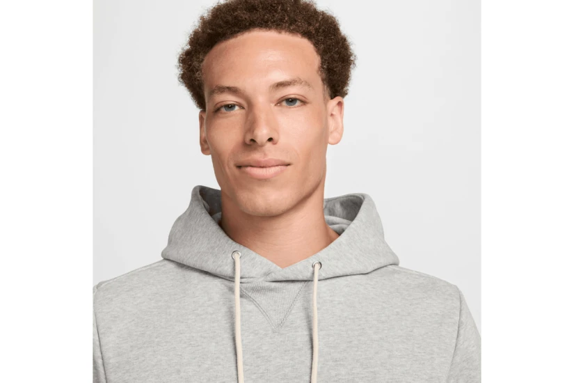 Nike Standard Issue Ανδρικό Φούτερ με Κουκούλα Γκρι