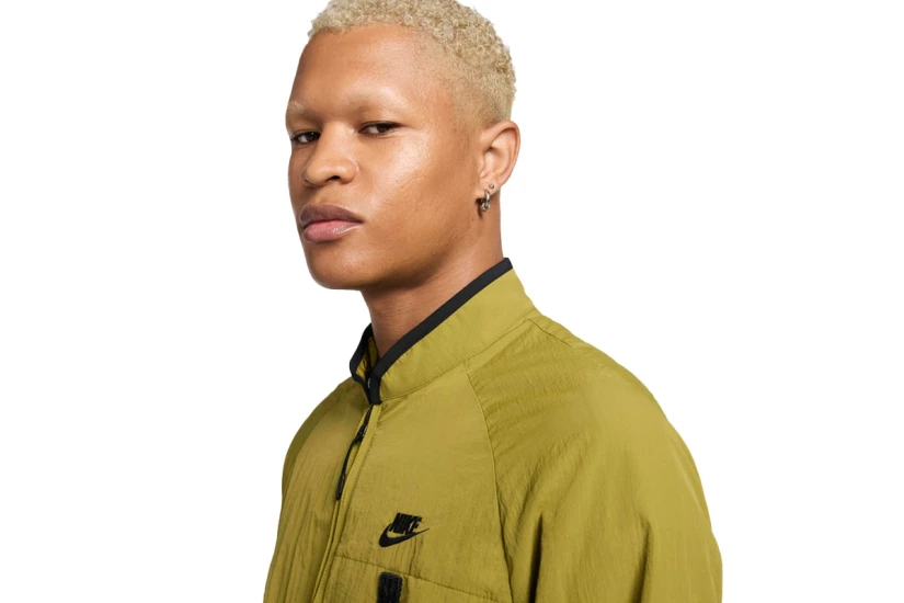 Nike Tech Ανδρικό Ελαφρύ Μπουφάν Λαδί