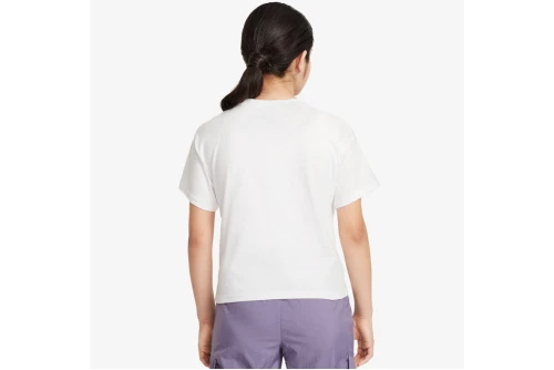 Nike Sportswear Essential T-Shirt (FZ5559 100)