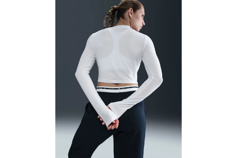 Nike Sportswear Chill Knit Γυναικείο Μακρυμάνικο Crop Top Λευκό