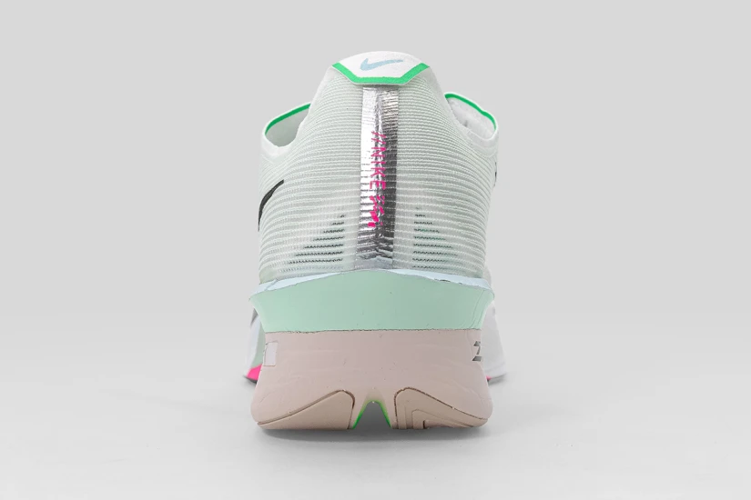 Nike Zoomx Vaporfly 4 Αθλητικά Παπούτσια για Τρέξιμο Μέντα, Μαύρα, Φούξια, Λευκά