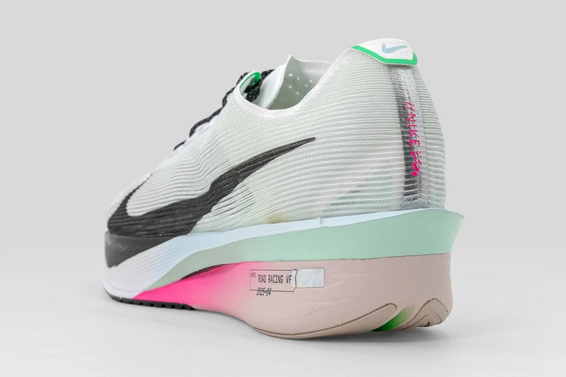 Nike Zoomx Vaporfly 4 Αθλητικά Παπούτσια για Τρέξιμο Μέντα, Μαύρα, Φούξια, Λευκά