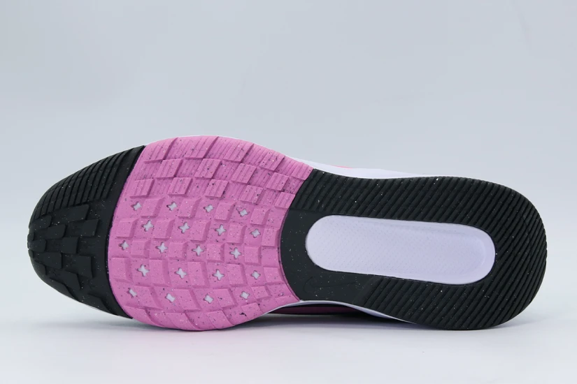 Nike Star Runner 5 Αθλητικά Παπούτσια για Τρέξιμο Μαύρα, Ροζ, Λευκά