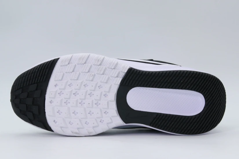 Nike Star Runner 5 Παιδικά Αθλητικά Παπούτσια για Τρέξιμο Μαύρα, Λευκά