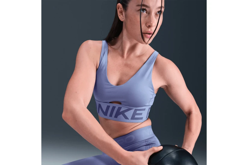 Nike Pro Indy Plunge Dri-FIT Γυναικείο Μπουστάκι Ίντιγκο, Μωβ