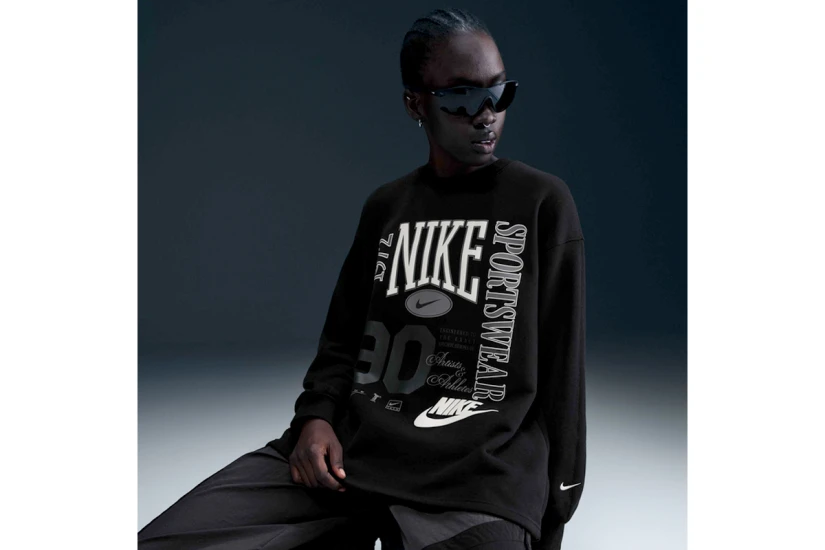 Nike Sportswear Γυναικεία Μακρυμάνικη Μπλούζα με Λαιμόκοψη Μαύρη