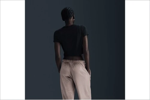 Nike Sportswear Chill Knit Crop T-Shirt Γυναικείο (HF9538 011)