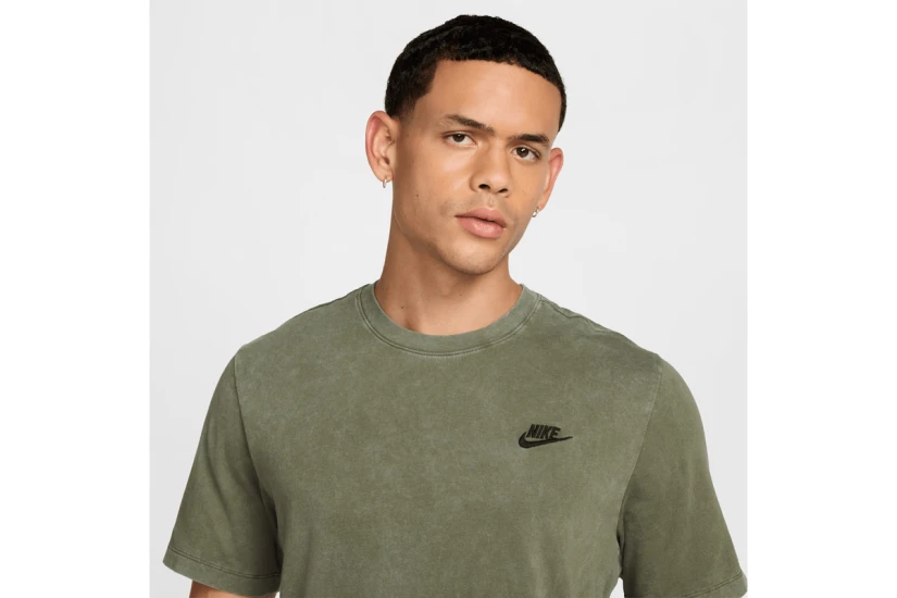 Nike Sportswear Ανδρικό Κοντομάνικο T-Shirt Χακί