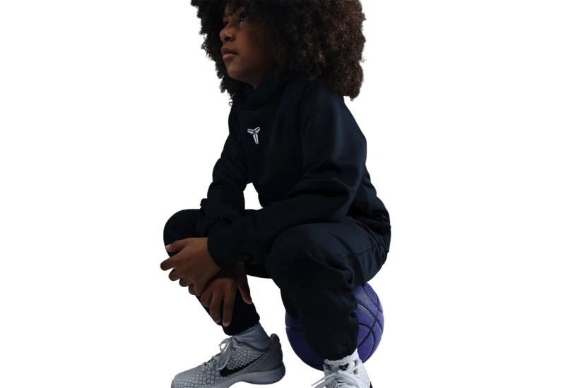 Nike Kobe Therma-Fit Παιδικό Φούτερ με Κουκούλα Μαύρο