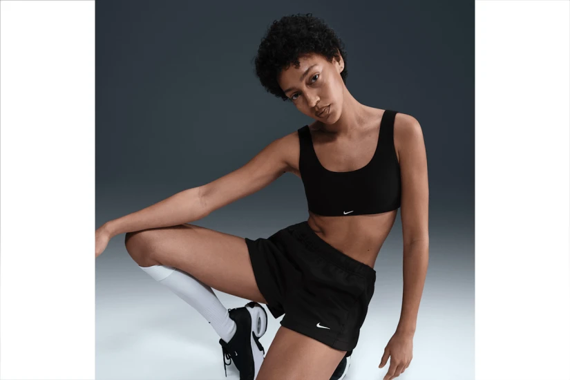 Nike Sportswear Windrunner Γυναικείο Αθλητικό Σορτς Μαύρο