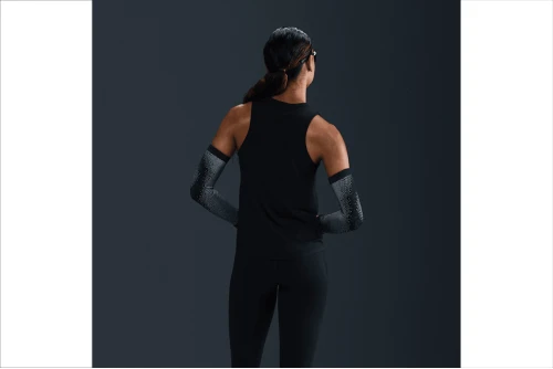 Nike One Dri-Fit Μπλούζα Αμάνικη Γυναικεία (HJ2218 010)