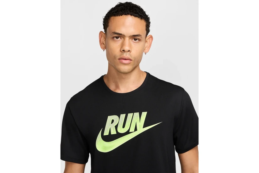 Nike Miler Run Energy Dri-FIT Ανδρικό Κοντομάνικο T-Shirt Μαύρο
