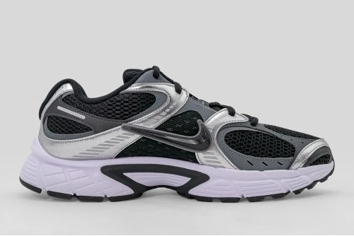 Nike V5 Rnr Sneakers (HJ5228 004)