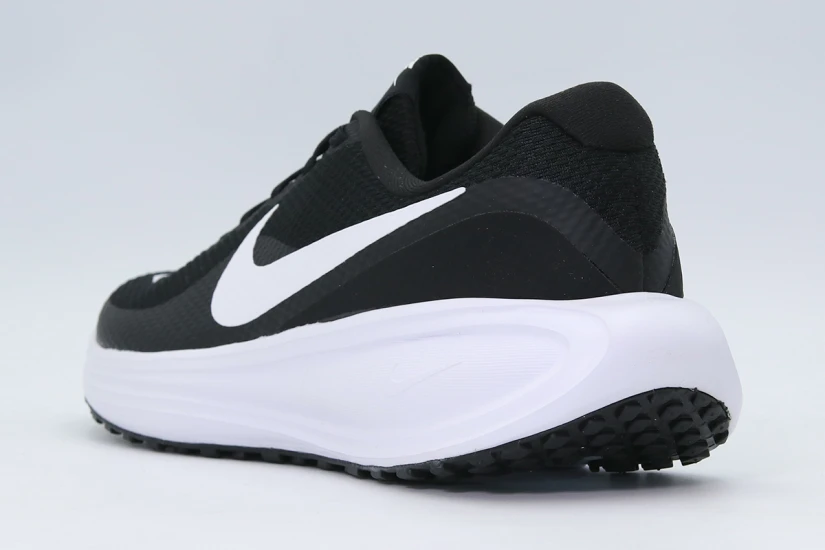 Nike Revolution 8 Αθλητικά Παπούτσια για Τρέξιμο Μαύρα, Λευκά