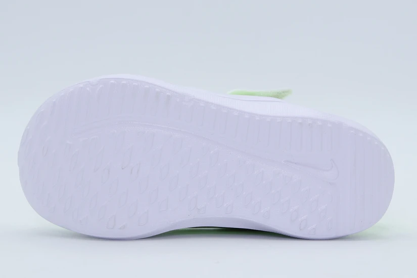Nike Cosmic Runner Βρεφικά Αθλητικά Παπούτσια Λευκά, Λαχανί, Μαύρα